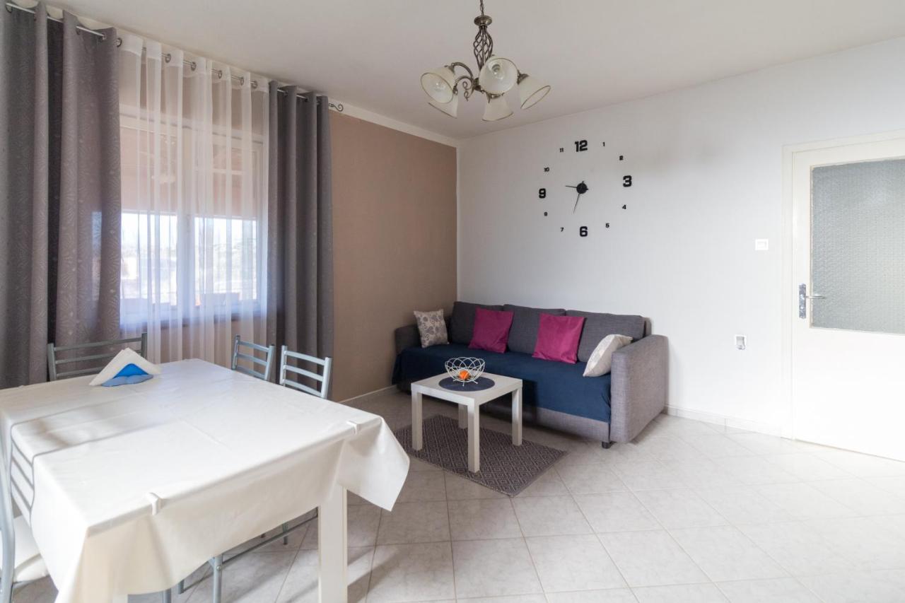 House Jasmin With Large Garden, Near Nin - By Ta Leut Villa Ngoại thất bức ảnh