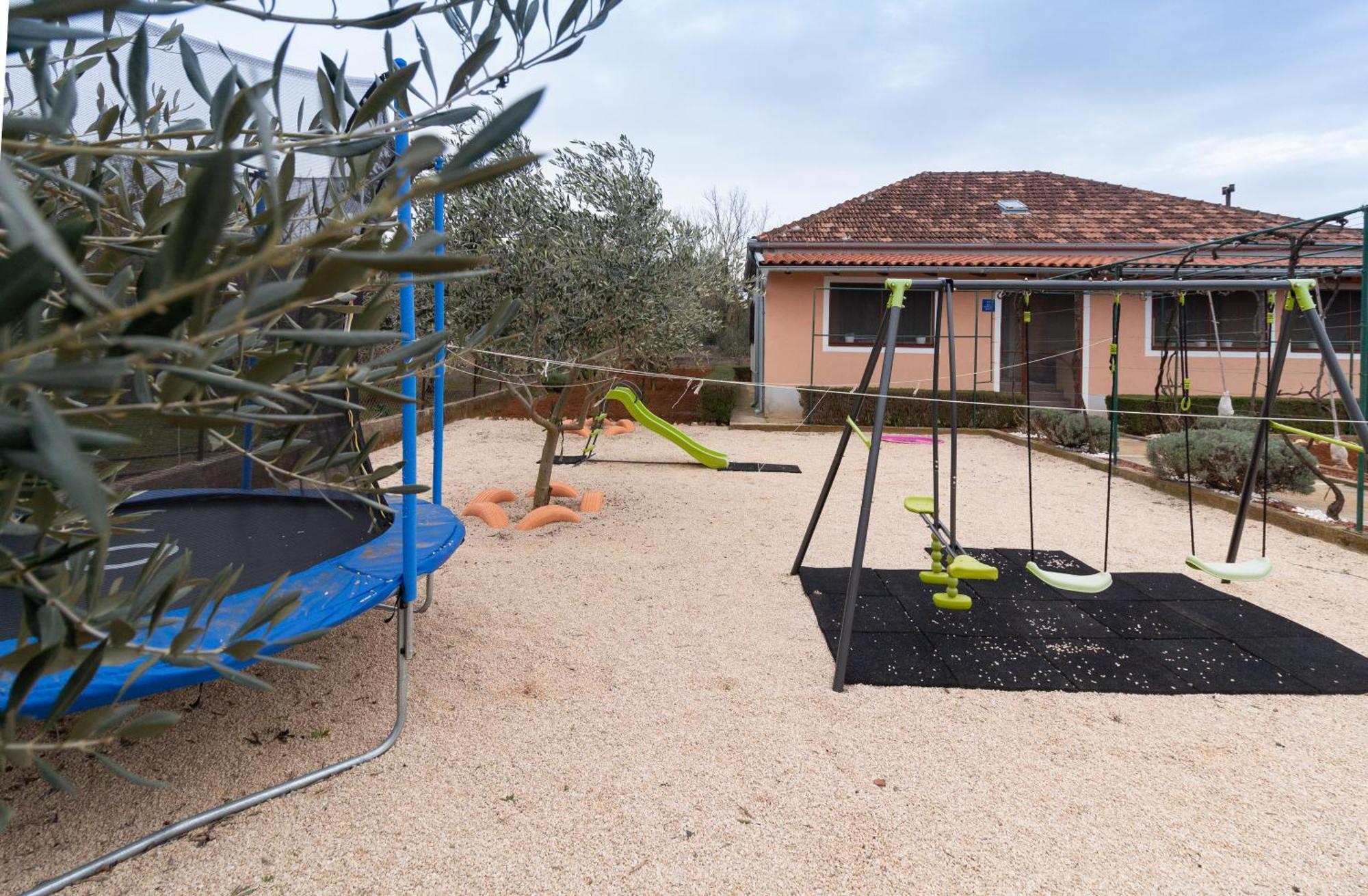 House Jasmin With Large Garden, Near Nin - By Ta Leut Villa Ngoại thất bức ảnh
